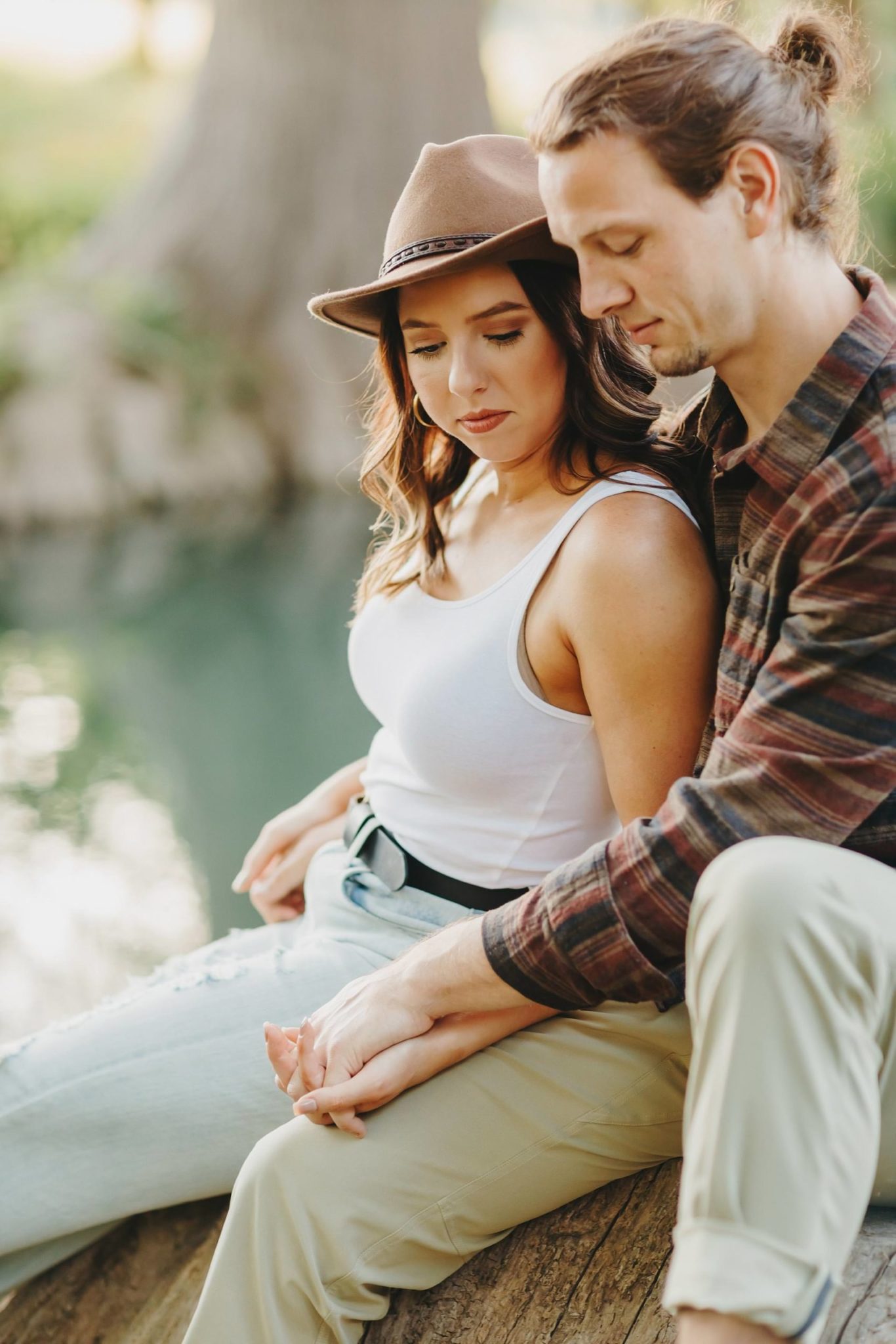 Austin Hill Country Engagement Photographers