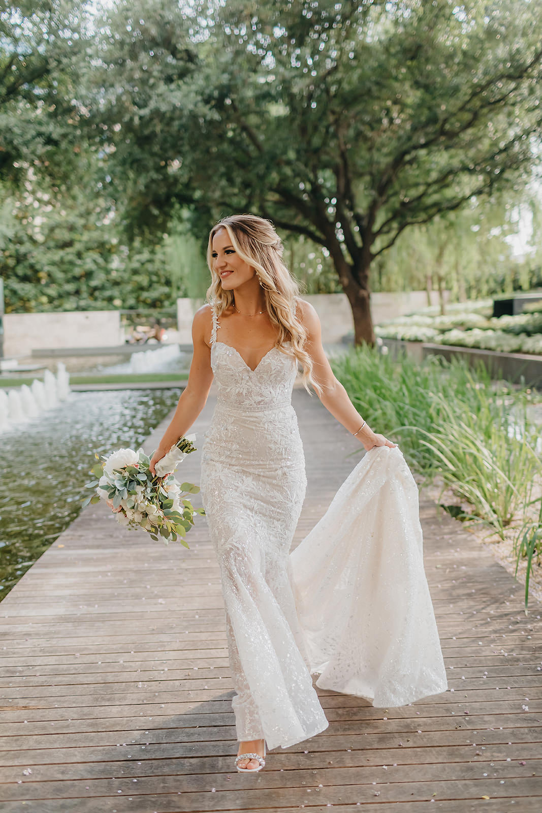 Nasher Sculpture Center Wedding Dallas Wedding Photographers outdoor fun colorful